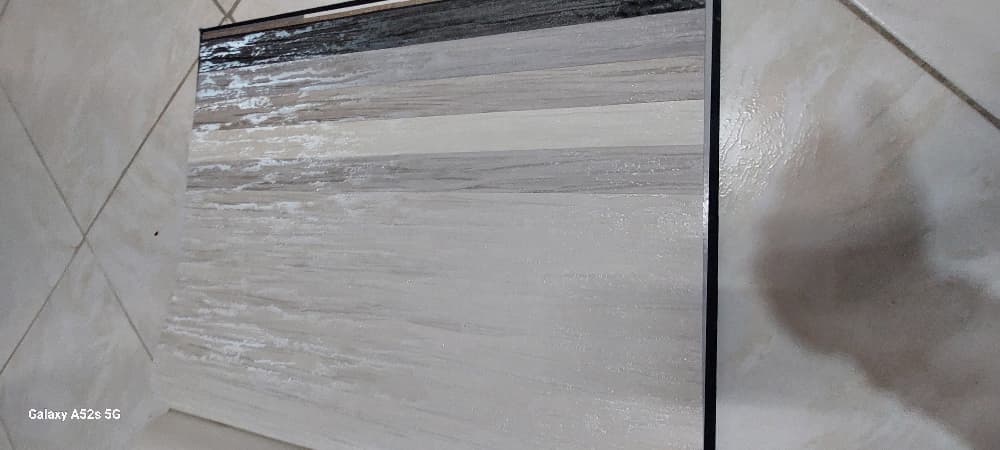 پخش و فروش کاغذ دیواری ایرانی و خارجی قهرمانی در تهرانپارس تهران